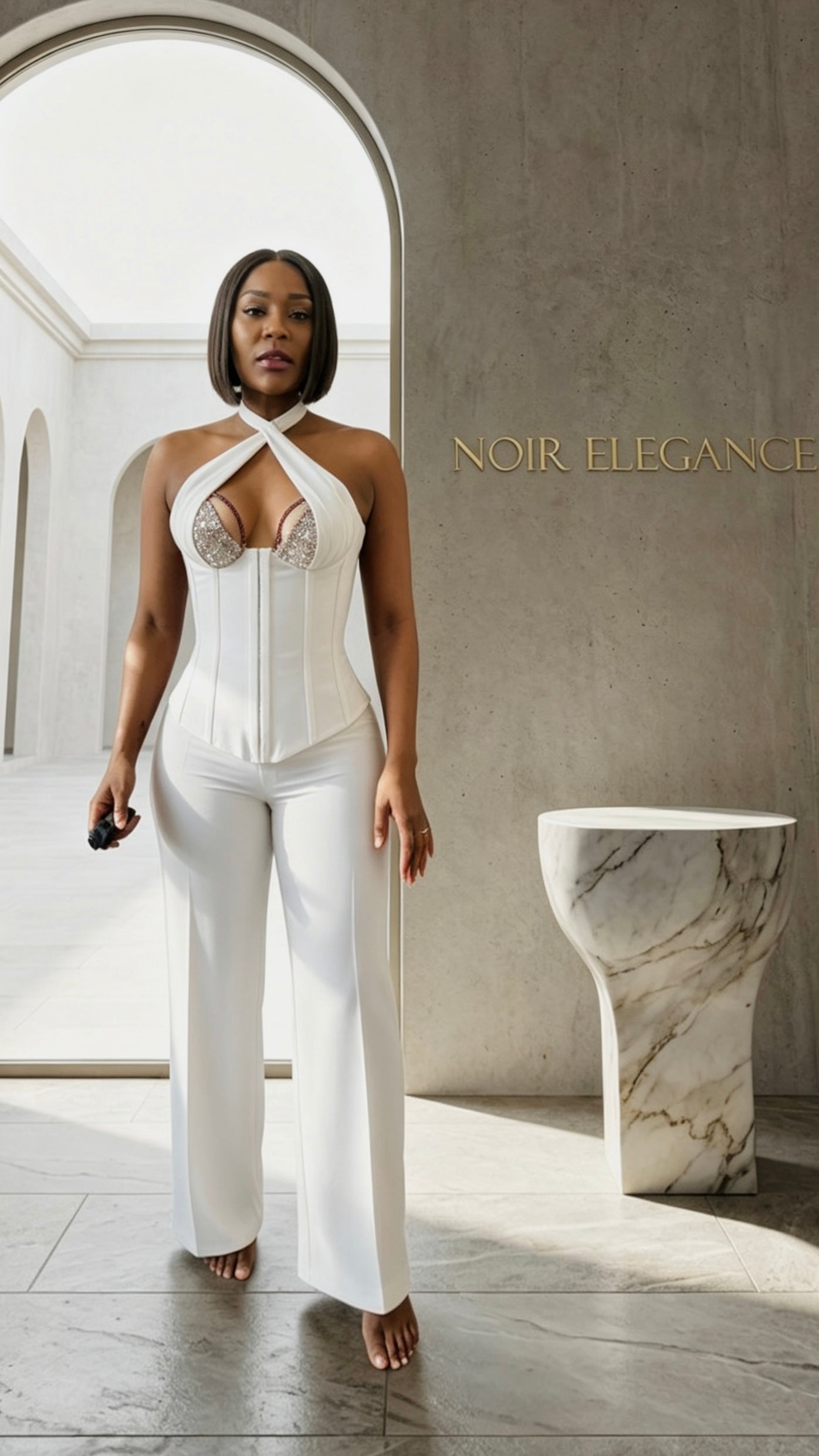 The Dymund Set in White